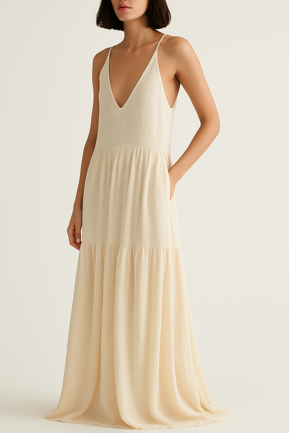 Sommertraum Zum Anziehen – Langes Kleid Mit Tiefem Dekolleté Und Urlaubsstimmung
