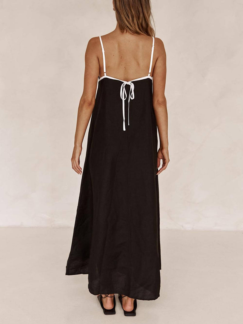 Sommerliches Trägerkleid Mit Stilvollem Kontrast – Klassisch Und Luftig Zugleich